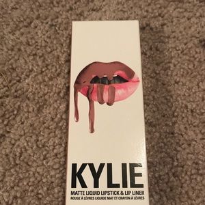 Kylie Cosmetics Exposed Lip Kit